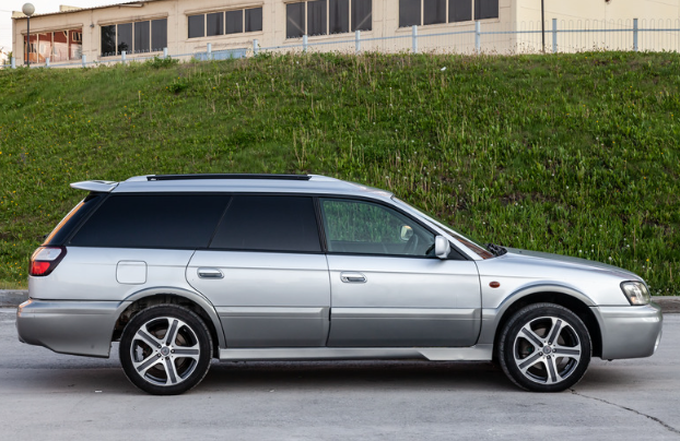 Subaru Outback (Certain Trims)