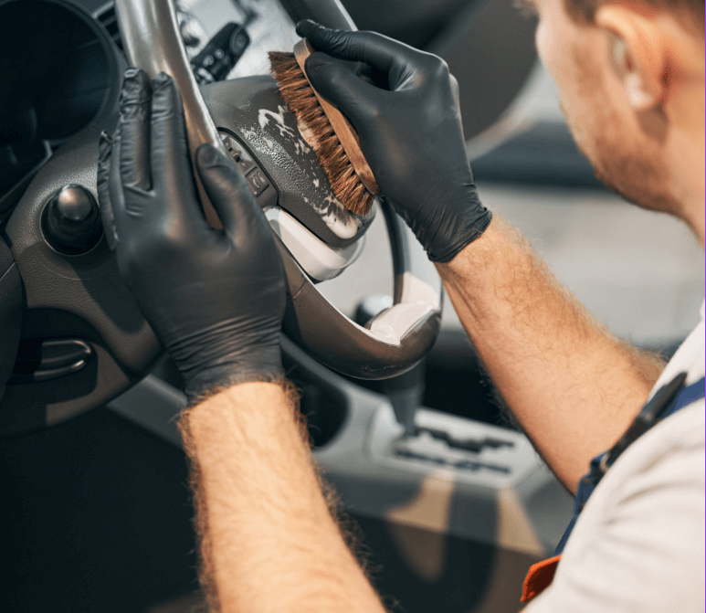 Top 5 Leather Steering Wheel Cleaners