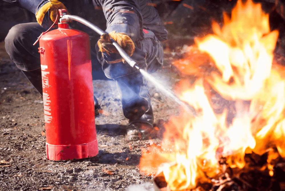 Guide to Choosing the Right Fire Extinguisher Mount for Your Car